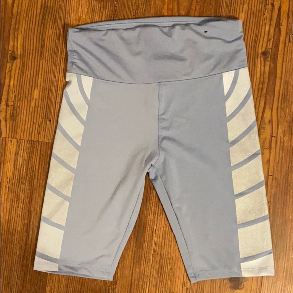 Athletic legging shorts, blue, size small.